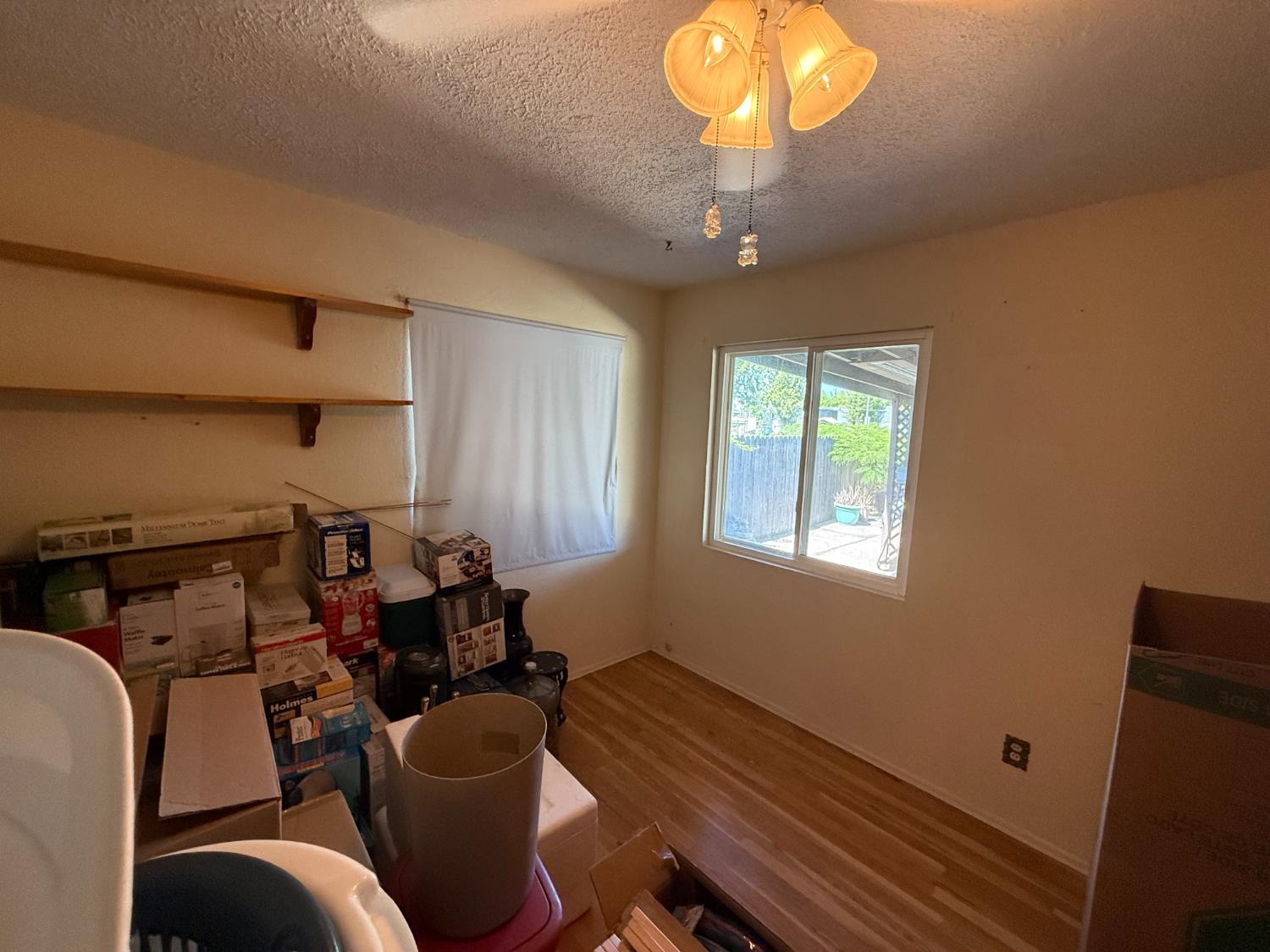 1164 Dewitt, Clovis, CA 93619