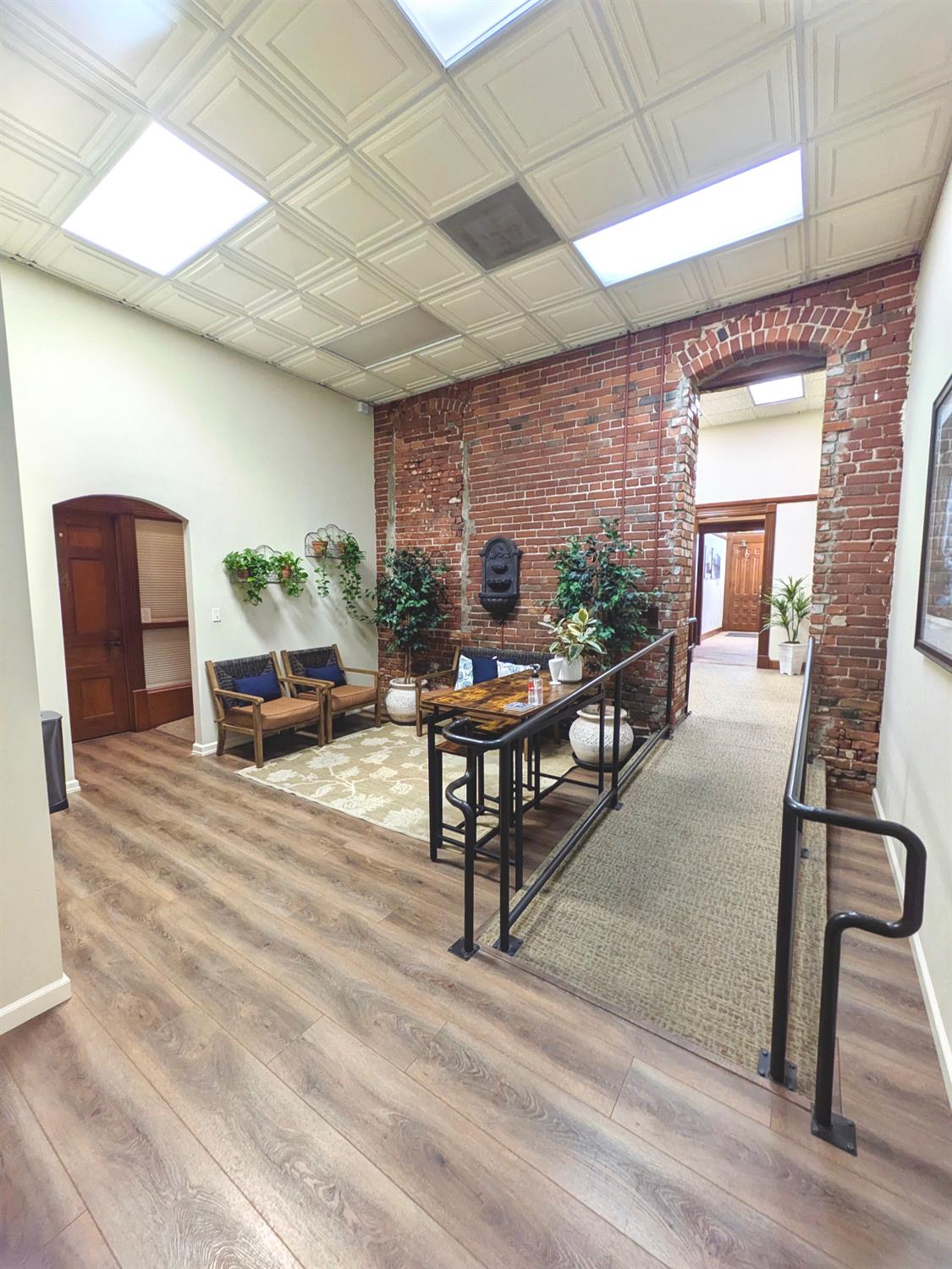 1011 G St, Reedley, CA 93654