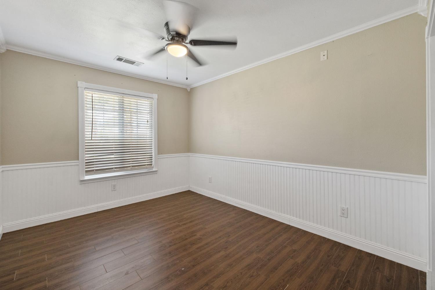 2175 Beechwood Ct, Hanford, CA 93230
