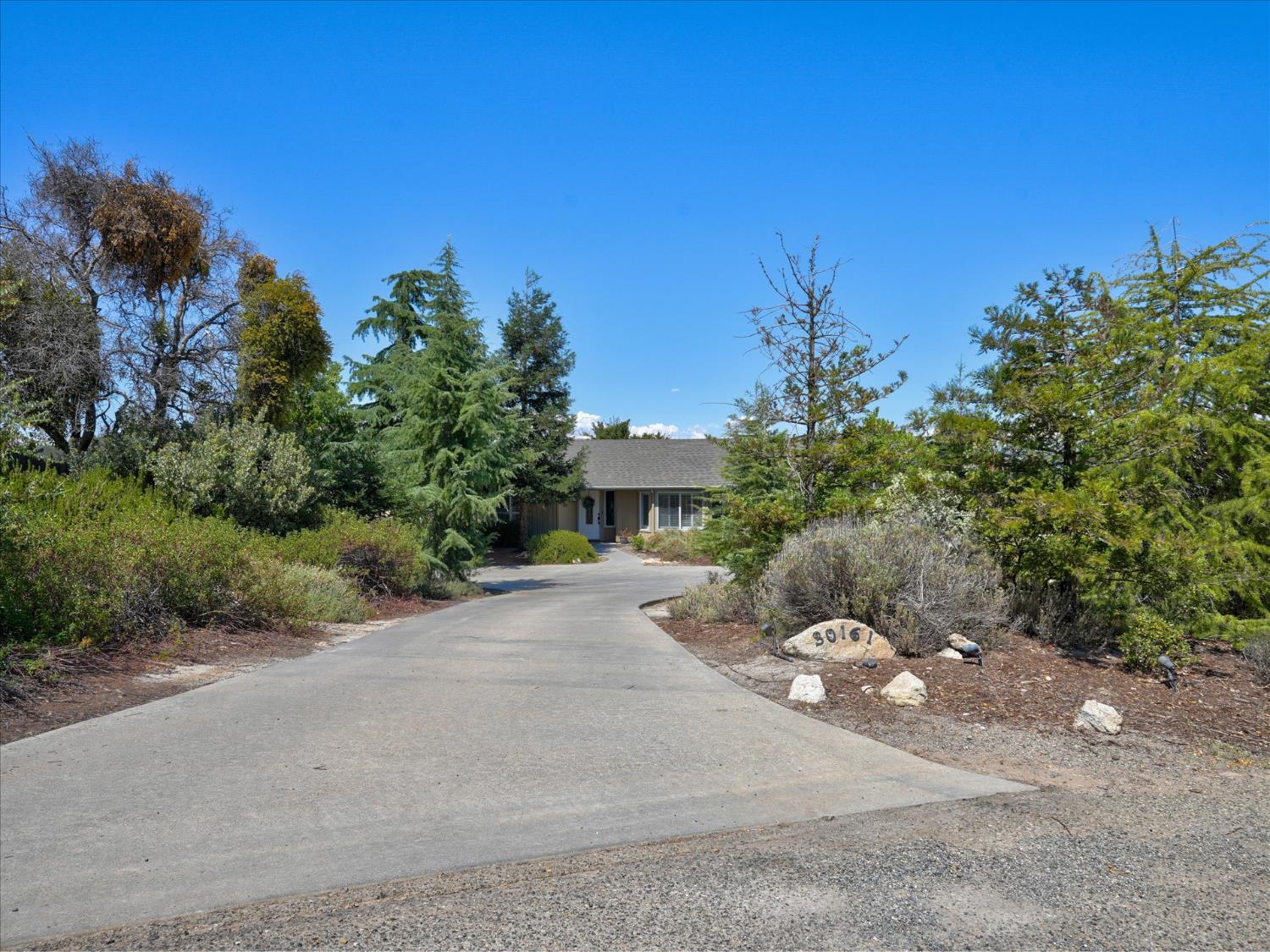 30161 Quartz Ridge Ln, Coarsegold, CA 93614