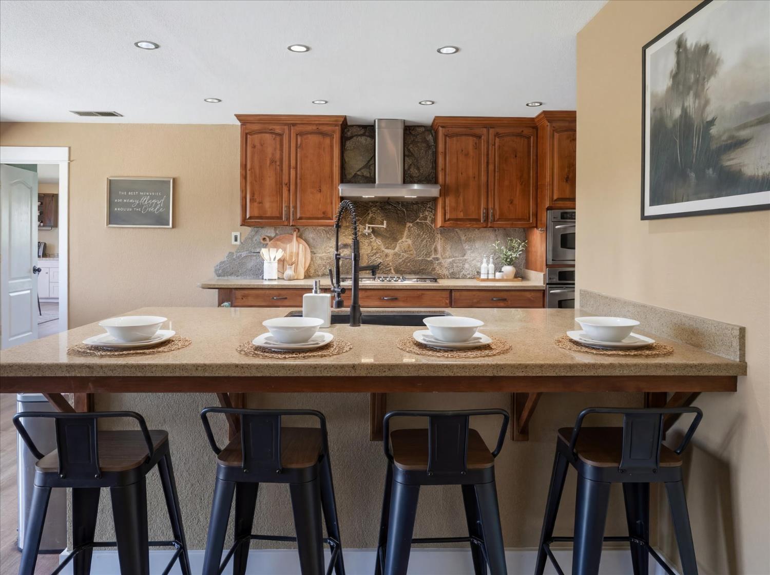 30161 Quartz Ridge Ln, Coarsegold, CA 93614