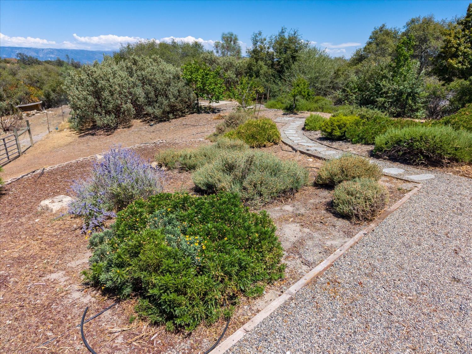 30161 Quartz Ridge Ln, Coarsegold, CA 93614