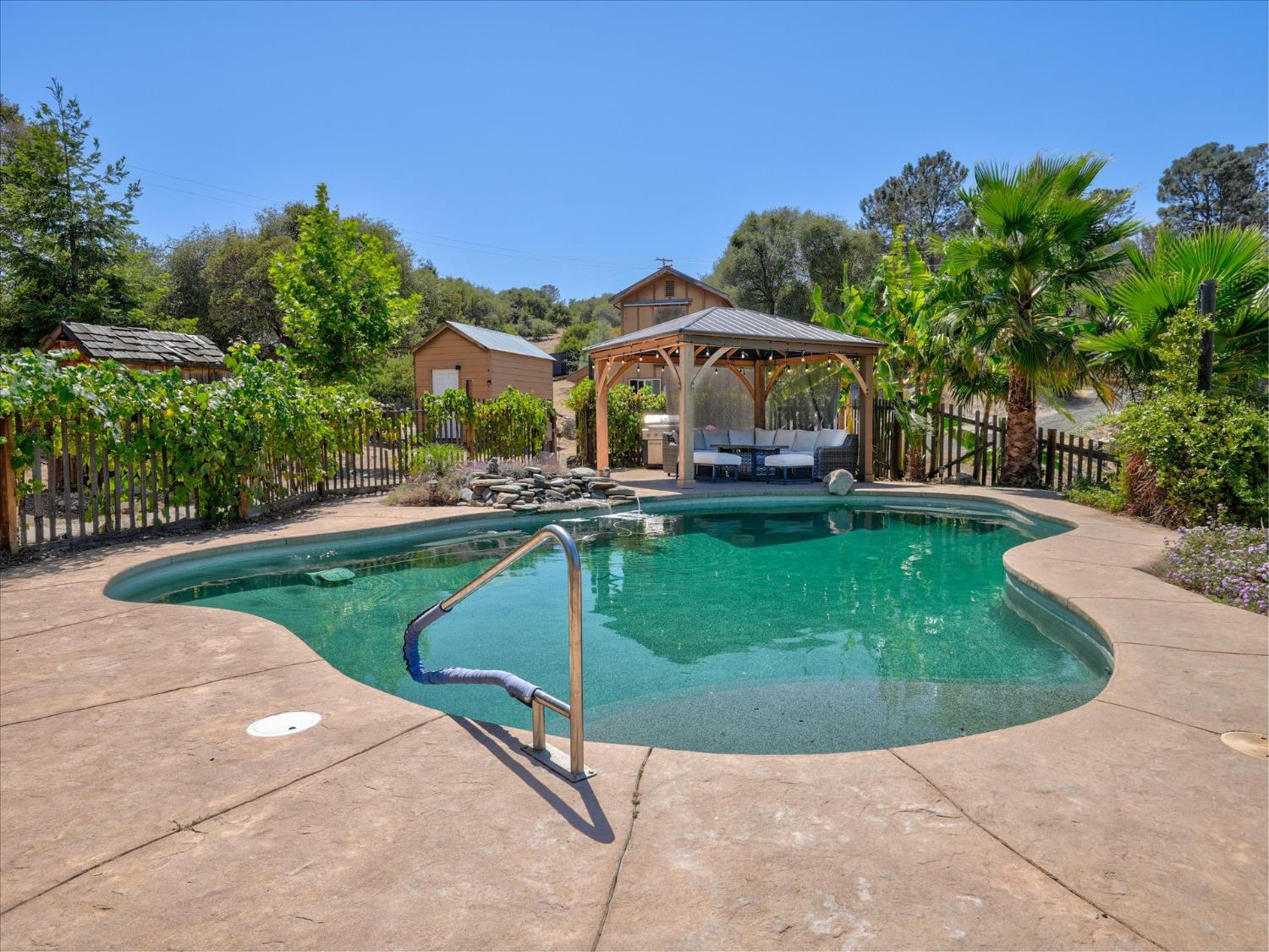 30161 Quartz Ridge Ln, Coarsegold, CA 93614