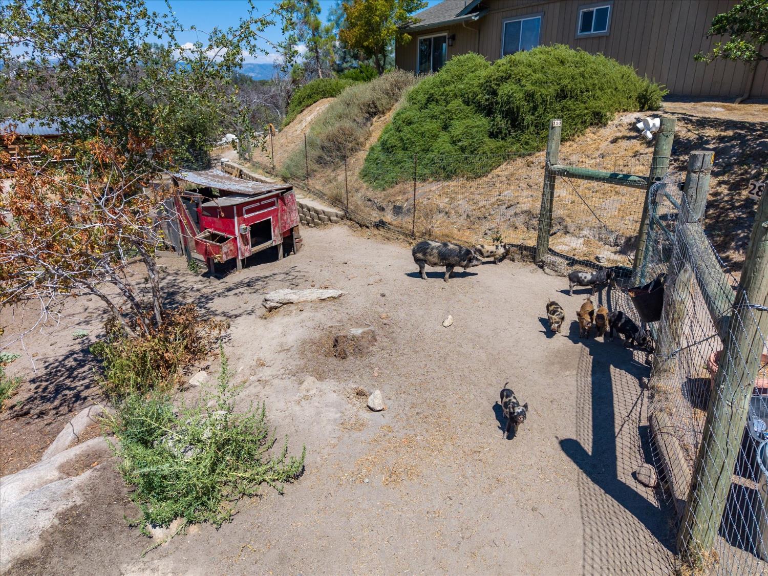 30161 Quartz Ridge Ln, Coarsegold, CA 93614