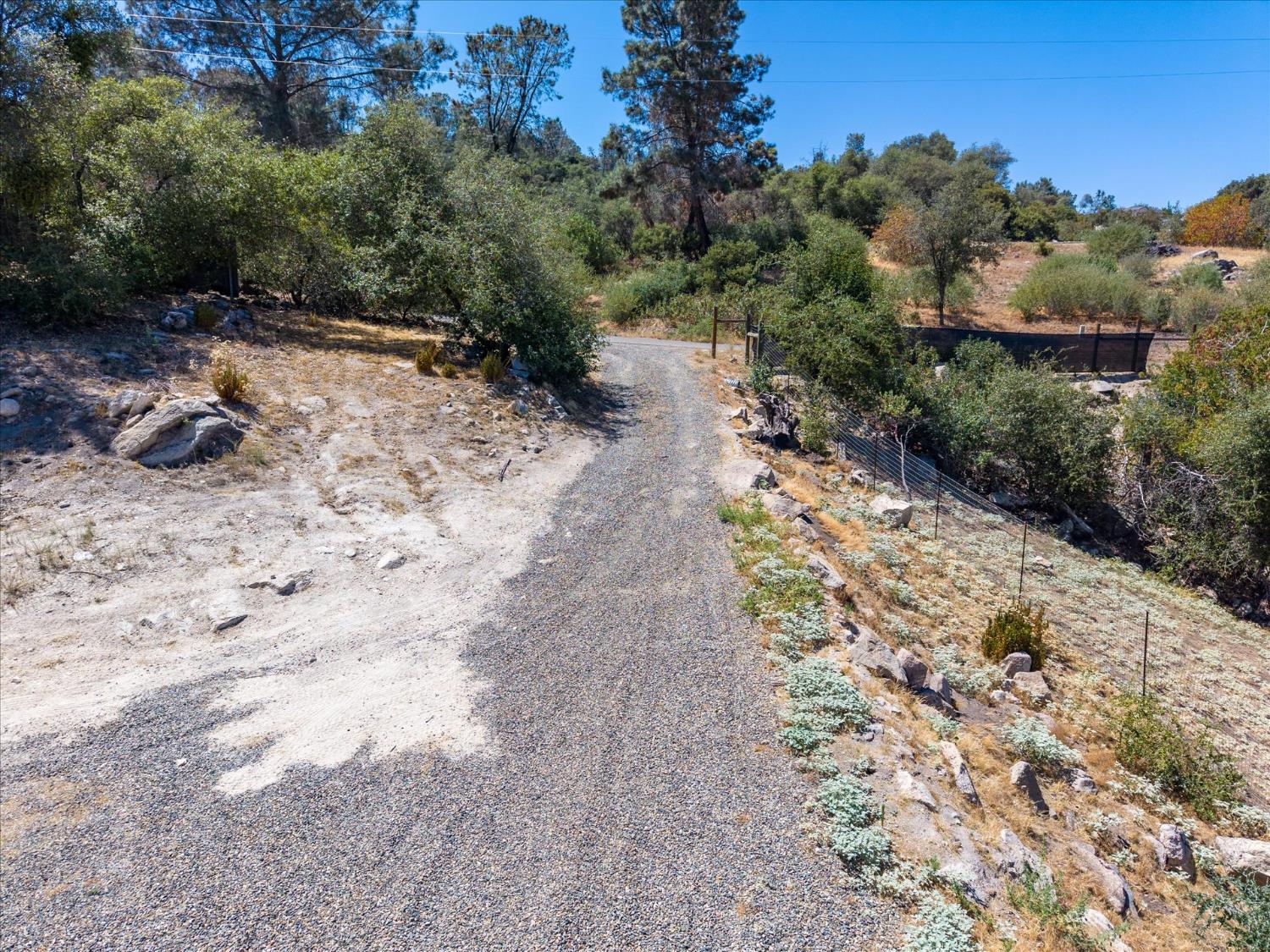 30161 Quartz Ridge Ln, Coarsegold, CA 93614