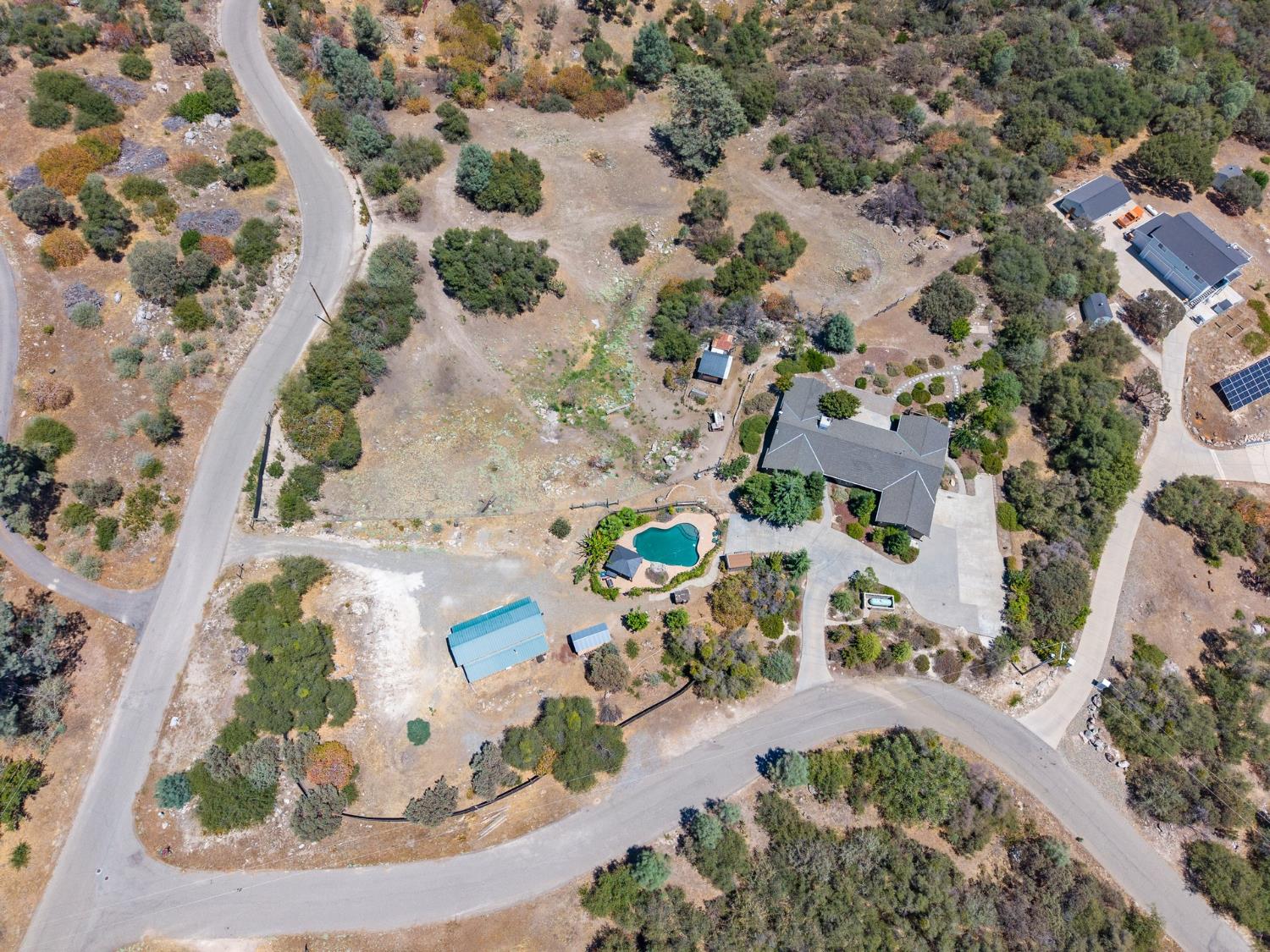 30161 Quartz Ridge Ln, Coarsegold, CA 93614
