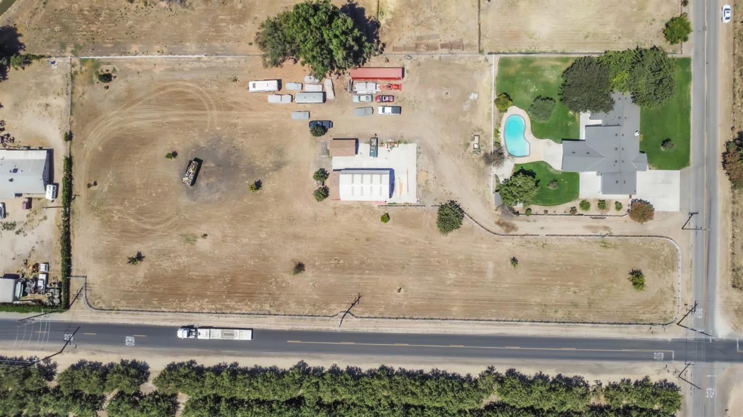 8043 Sunset Dr, Atwater, CA 95301