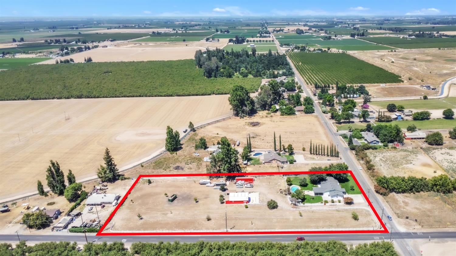 8043 Sunset Dr, Atwater, CA 95301