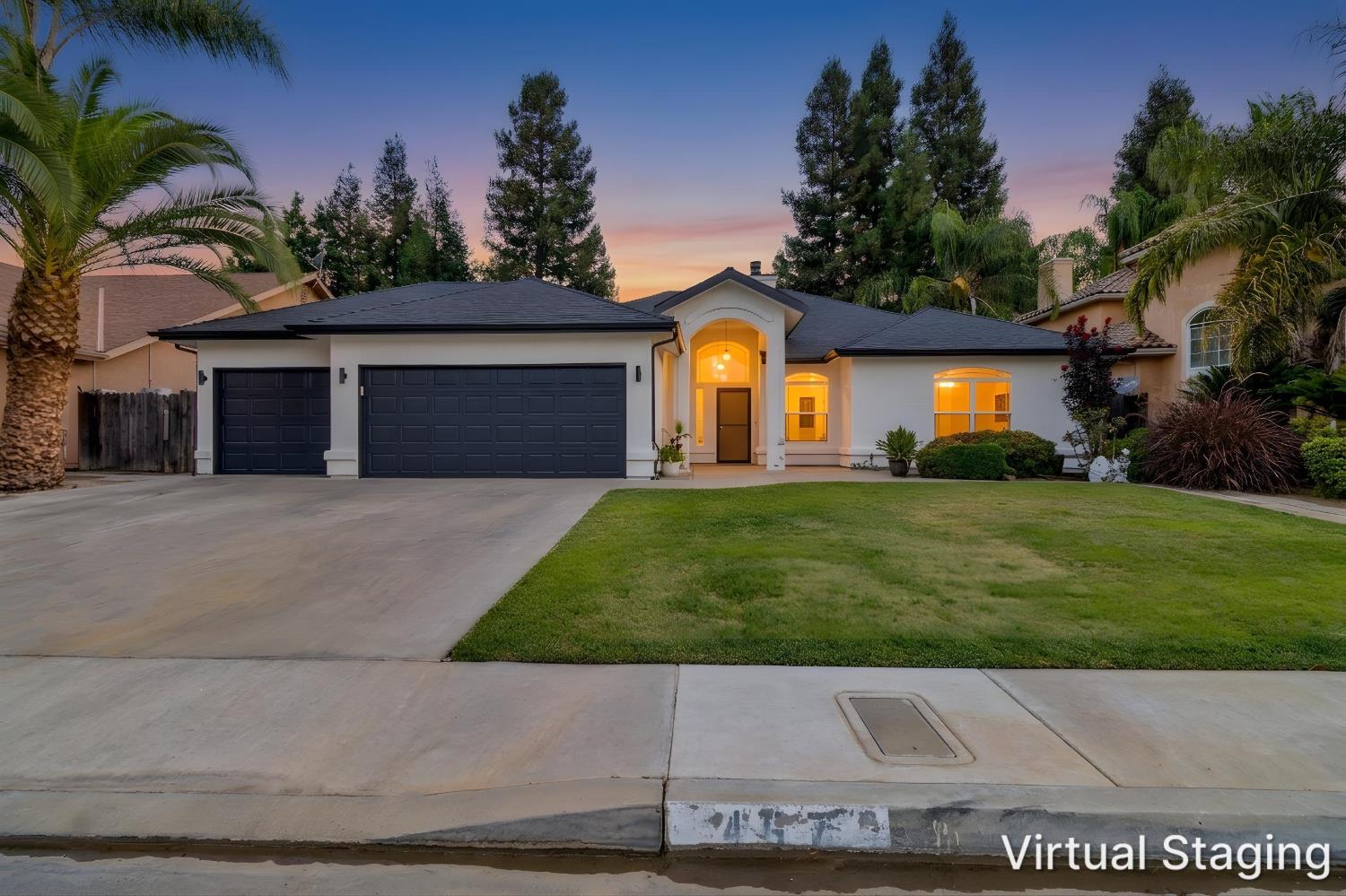 467 S Maple Dr, Reedley, CA 93654
