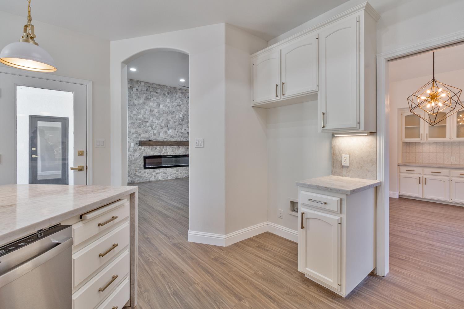467 S Maple Dr, Reedley, CA 93654