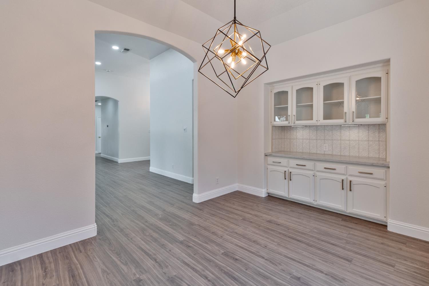 467 S Maple Dr, Reedley, CA 93654
