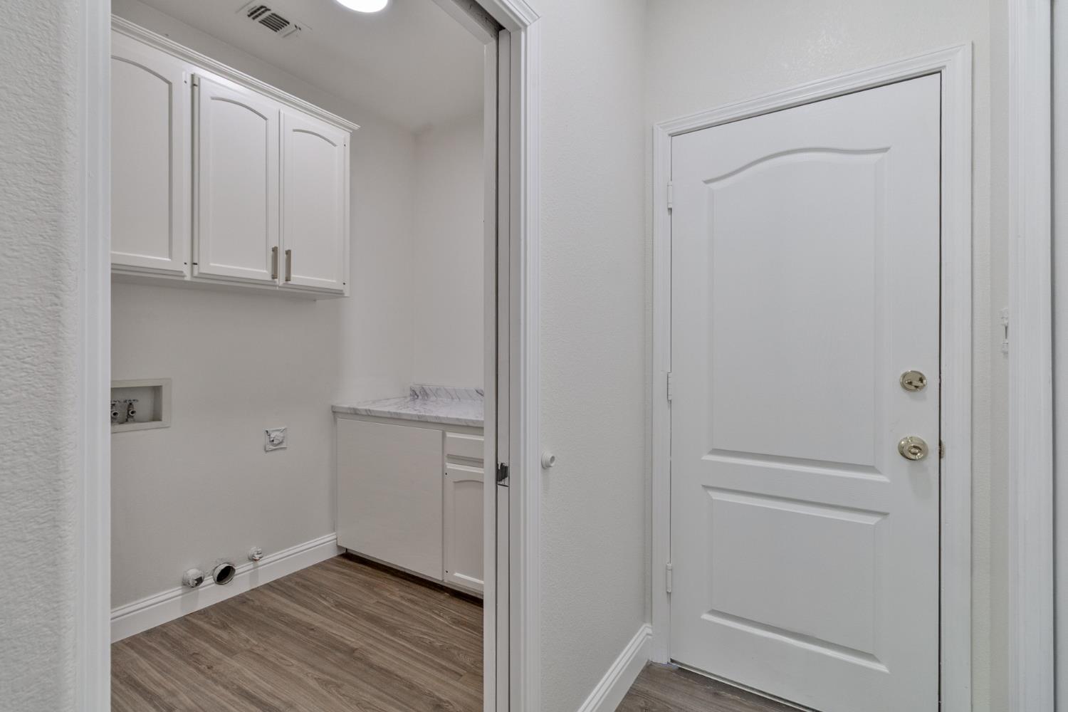467 S Maple Dr, Reedley, CA 93654