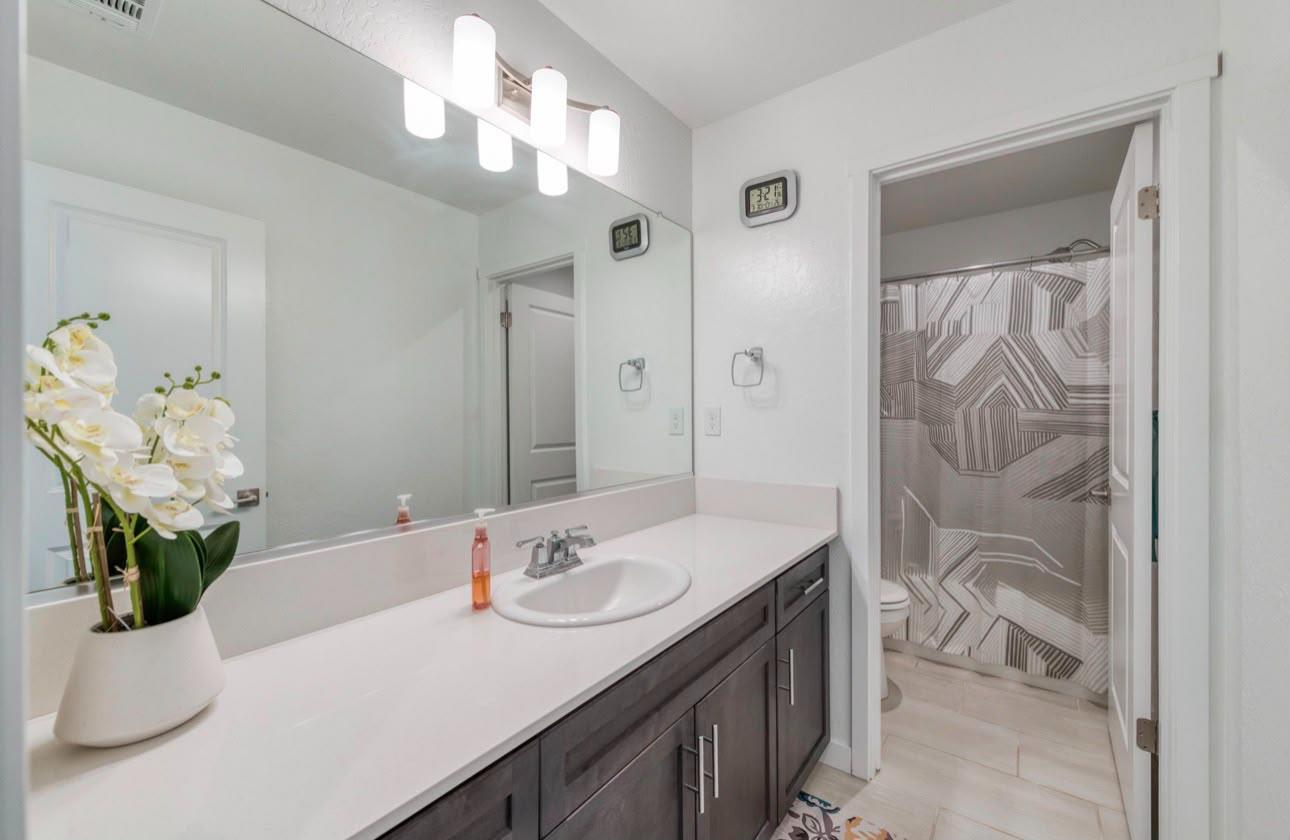 4183 N Reed Ave, Fresno, CA 93723