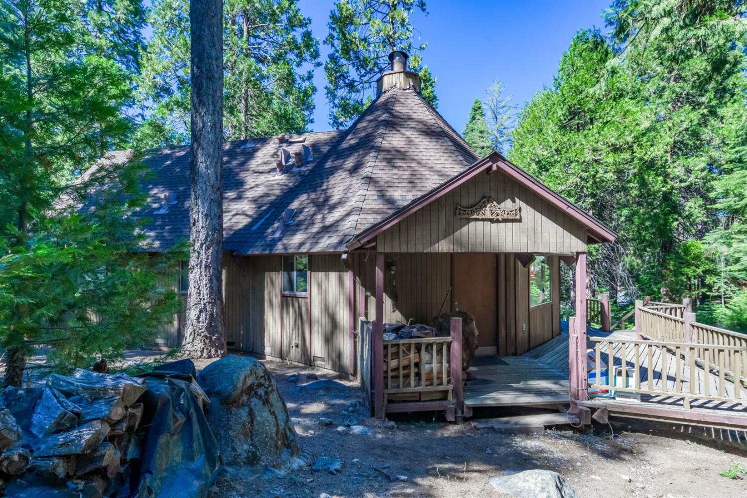 41922 Black Oak Way, Shaver Lake, CA 93664