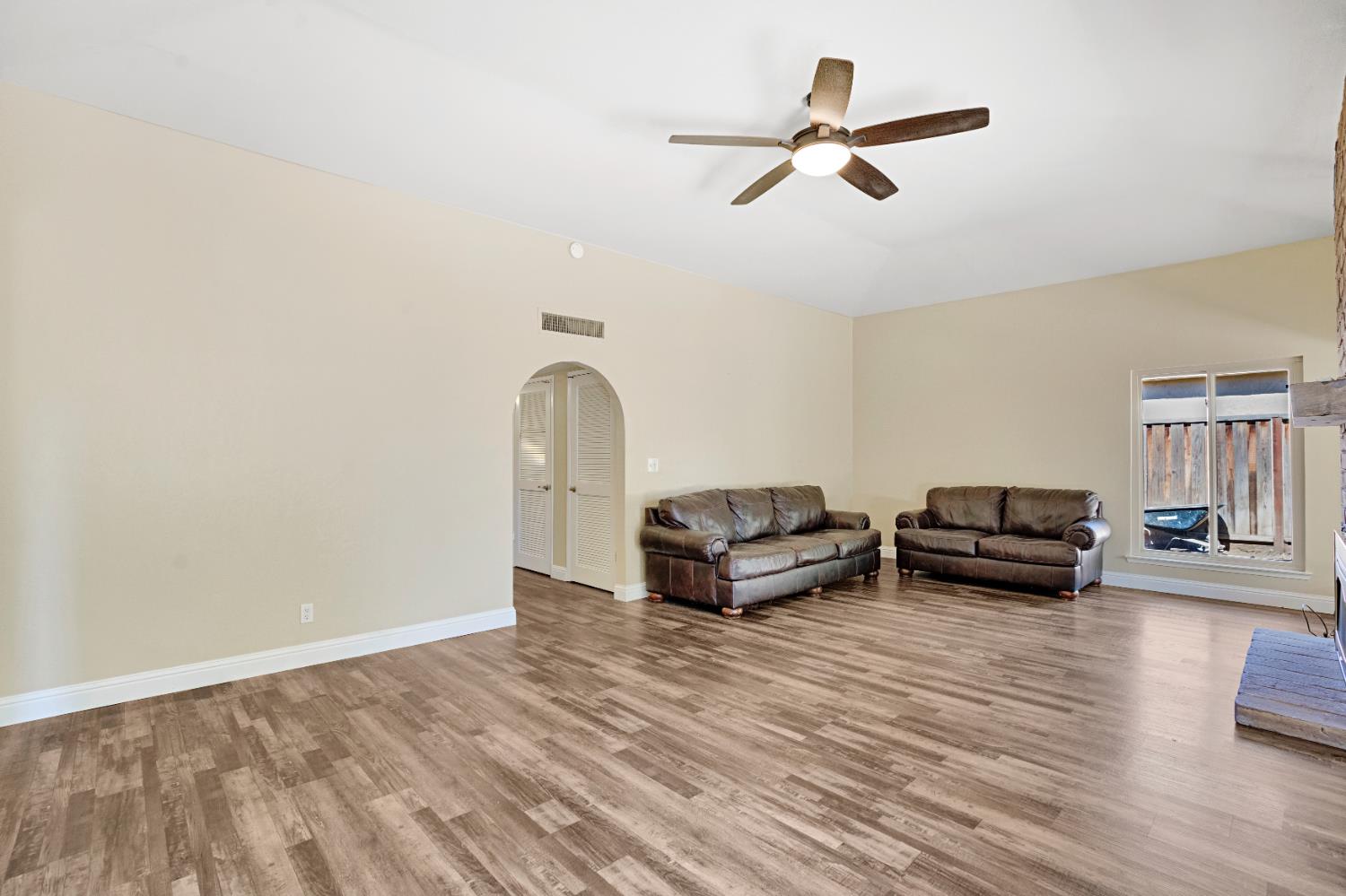 5308 N Colonial Ave #102, Fresno, CA 93704