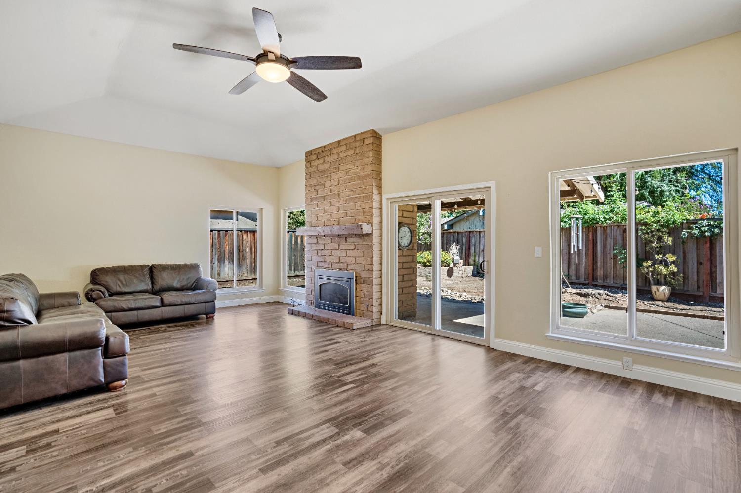 5308 N Colonial Ave #102, Fresno, CA 93704