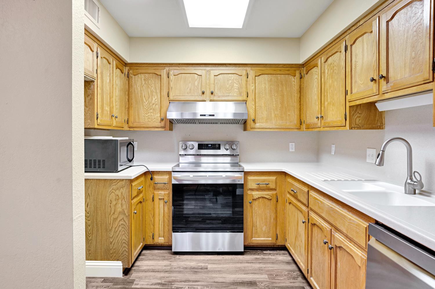 5308 N Colonial Ave #102, Fresno, CA 93704