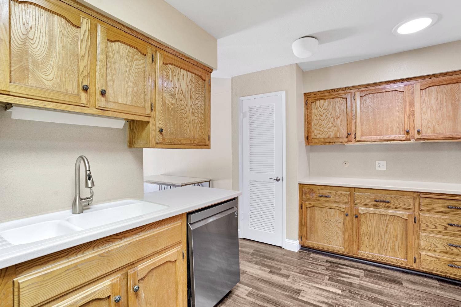 5308 N Colonial Ave #102, Fresno, CA 93704