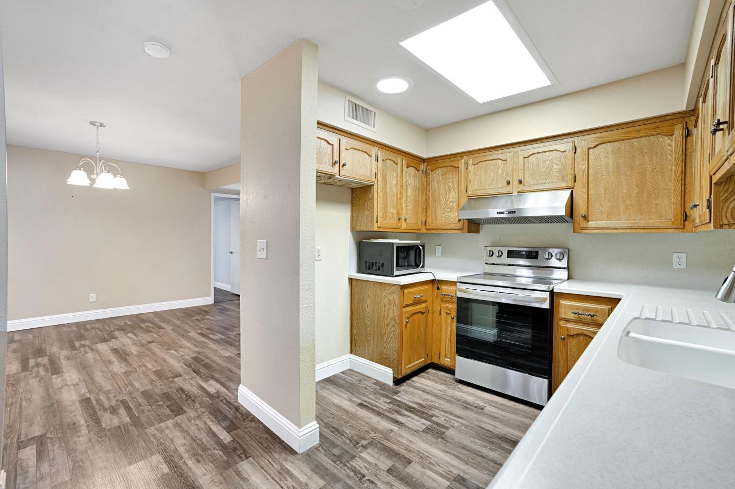 5308 N Colonial Ave #102, Fresno, CA 93704