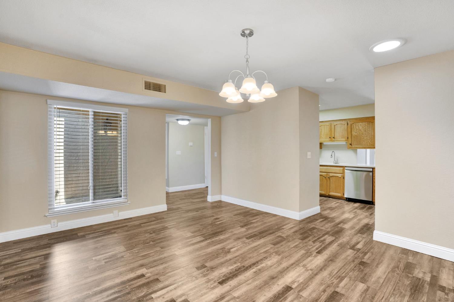 5308 N Colonial Ave #102, Fresno, CA 93704