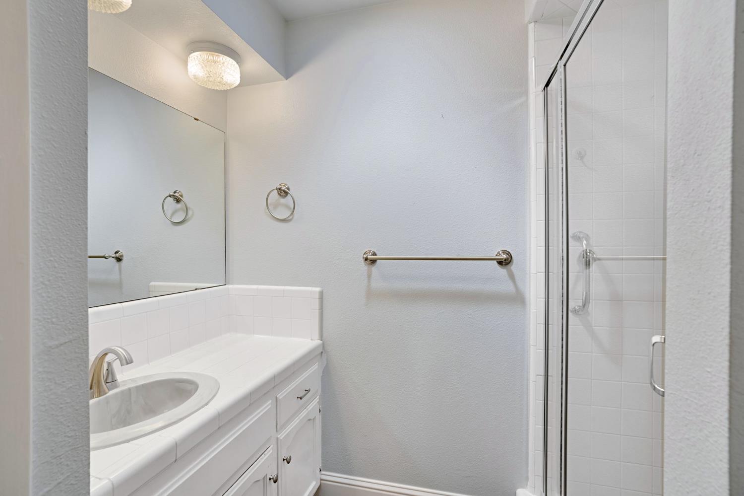 5308 N Colonial Ave #102, Fresno, CA 93704
