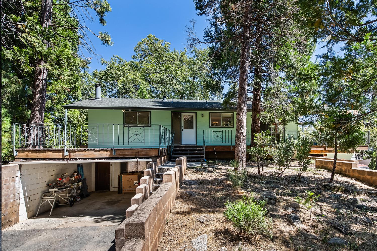42545 Bald Mountain Rd, Auberry, CA 93602
