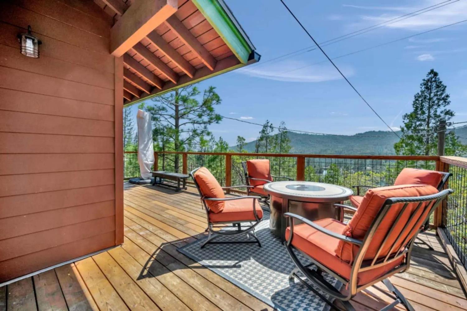 56393 Marina View Way, Bass Lake, CA 93604