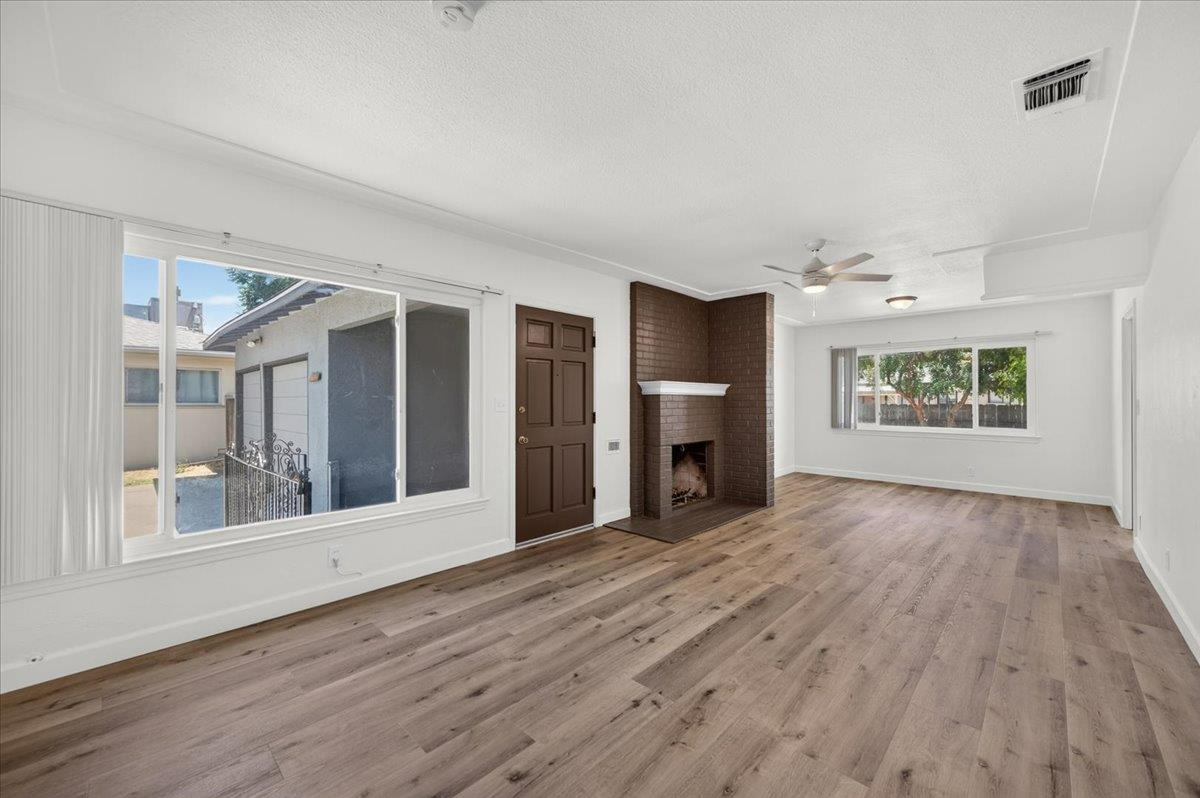 2302 E Fedora Ave, Fresno, CA 93726