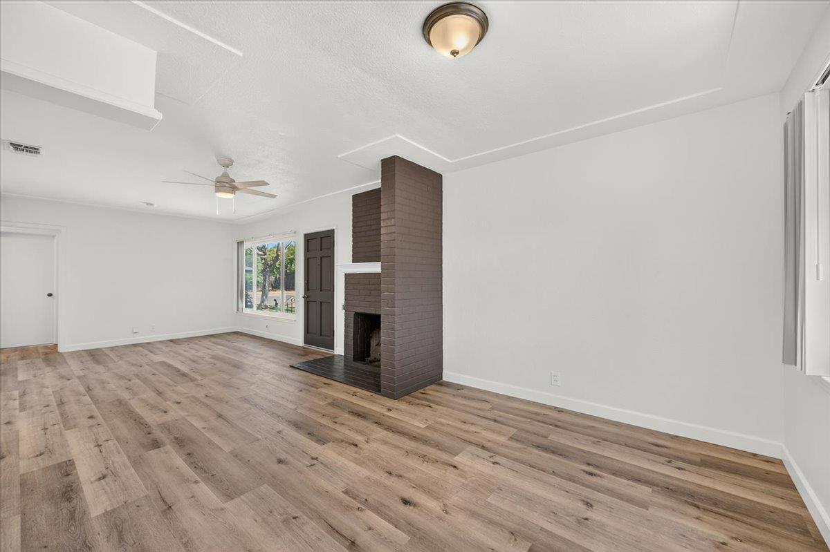 2302 E Fedora Ave, Fresno, CA 93726