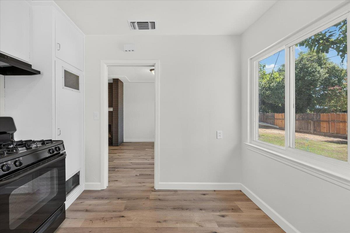 2302 E Fedora Ave, Fresno, CA 93726