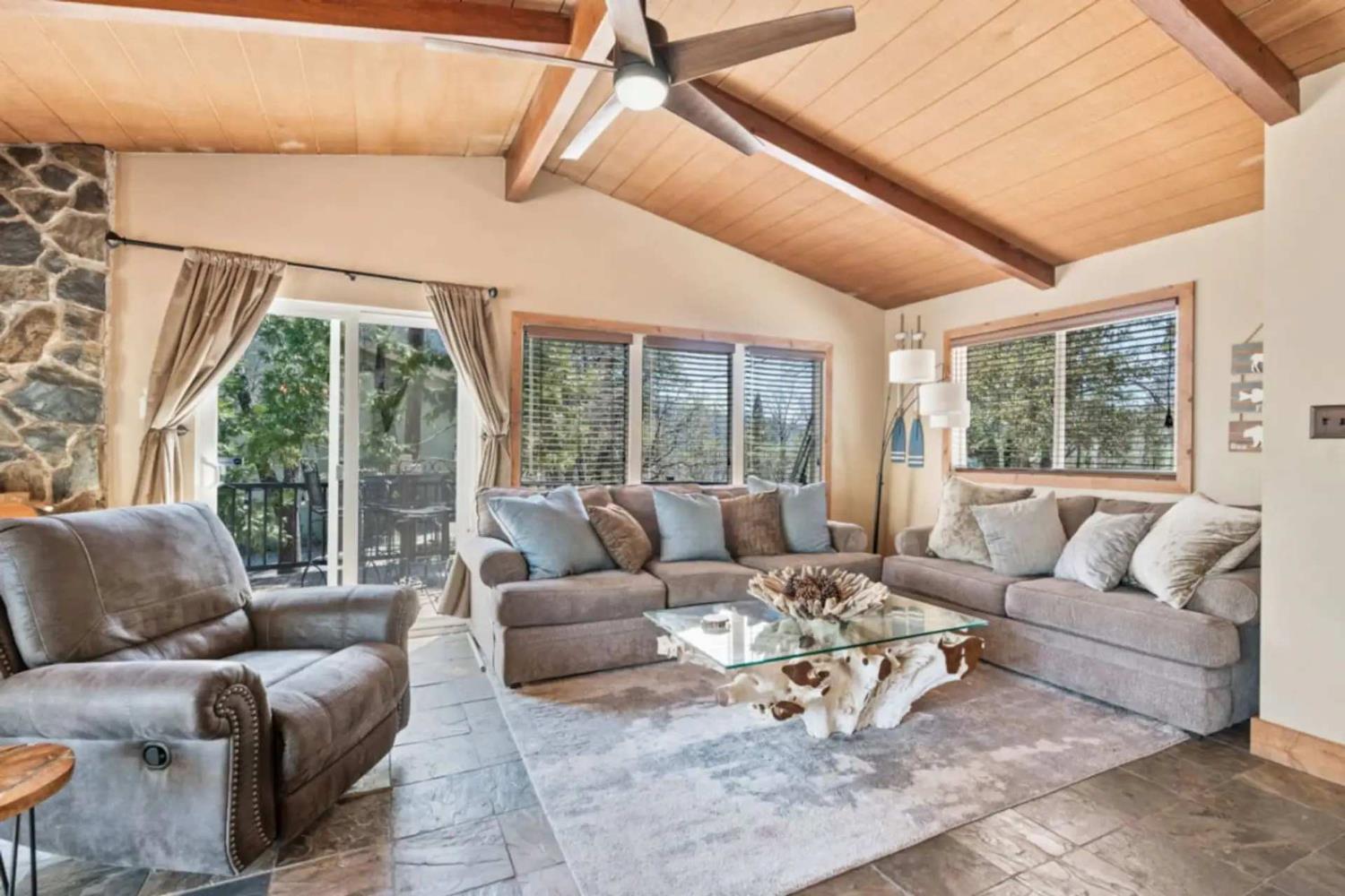 39399 Beaver, Bass Lake, CA 93604