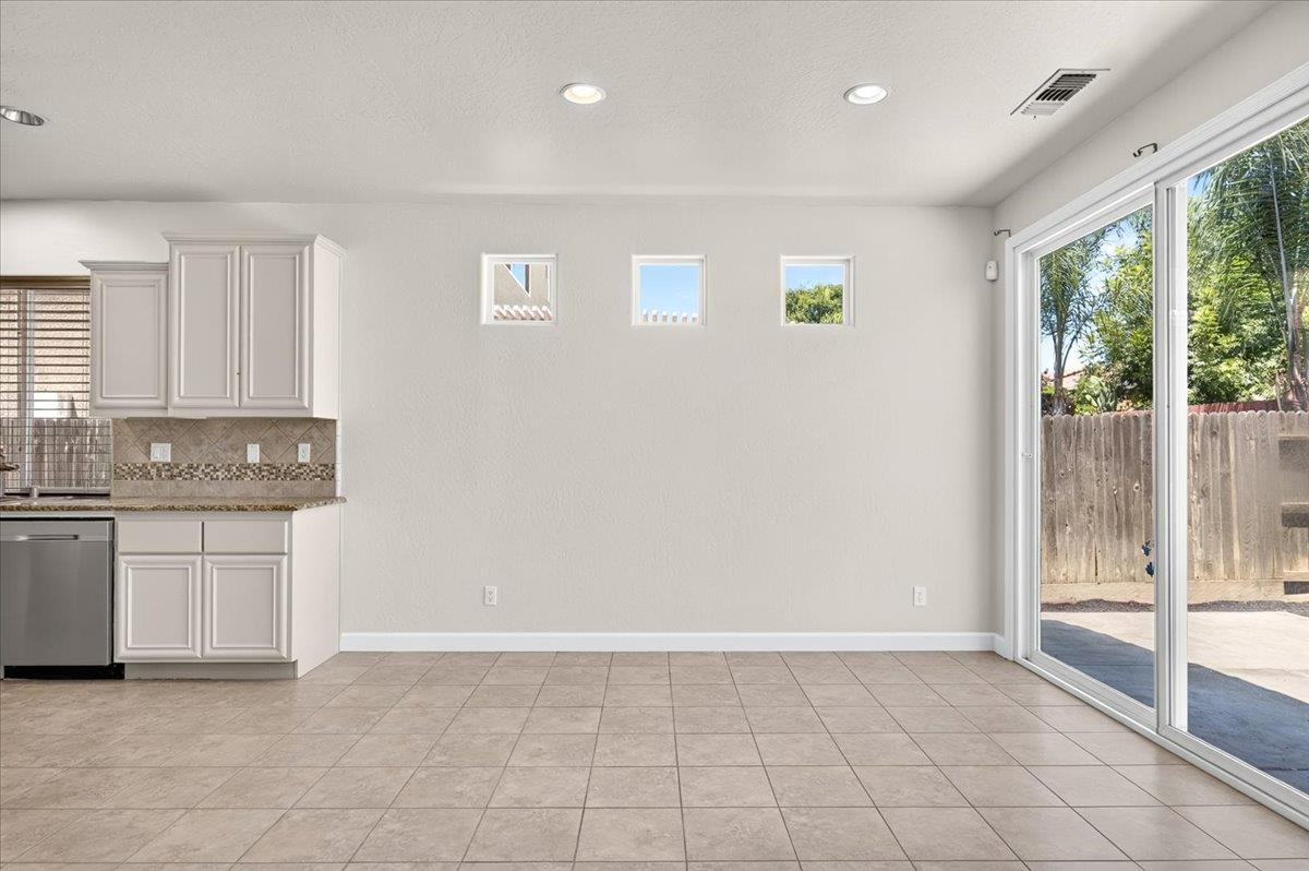 7444 E Dayton Ave, Fresno, CA 93737