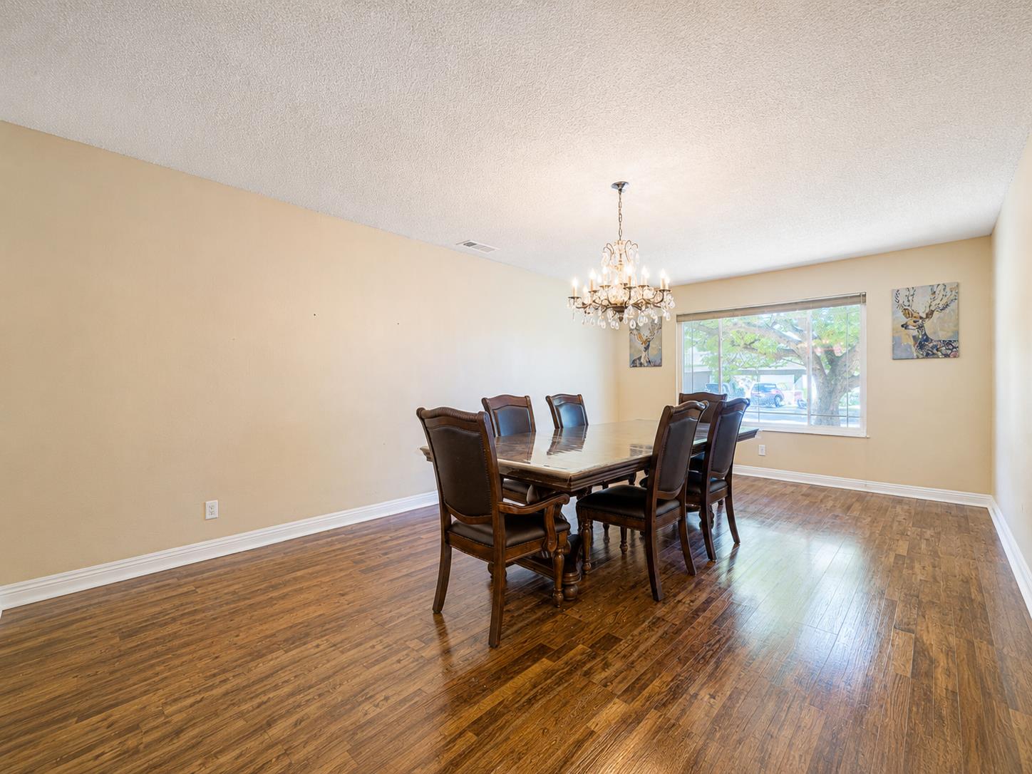1539 E Stuart Ave, Fresno, CA 93710