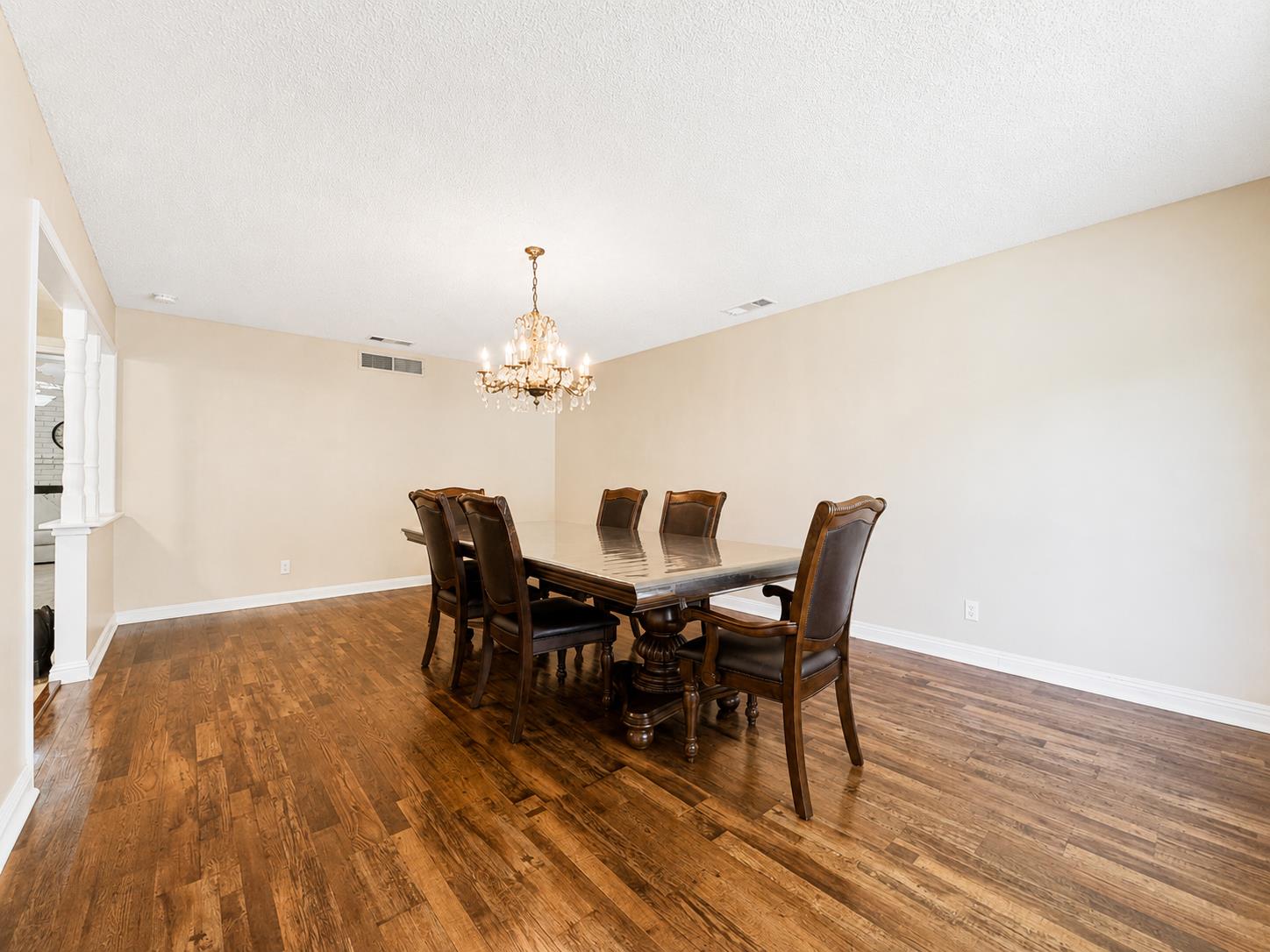 1539 E Stuart Ave, Fresno, CA 93710