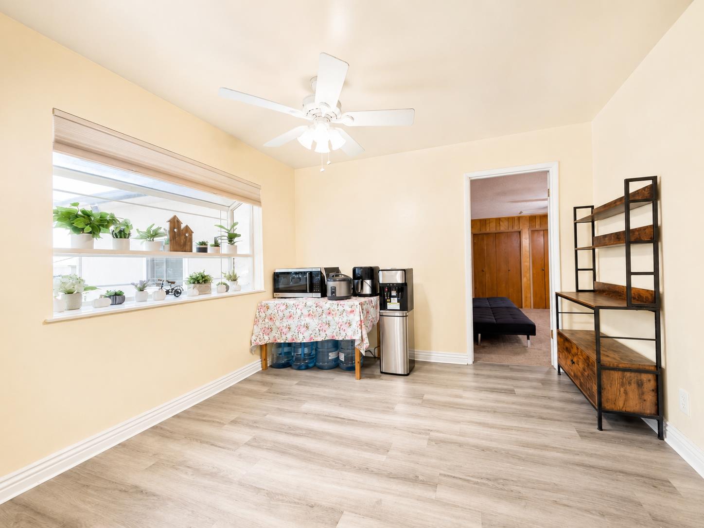 1539 E Stuart Ave, Fresno, CA 93710