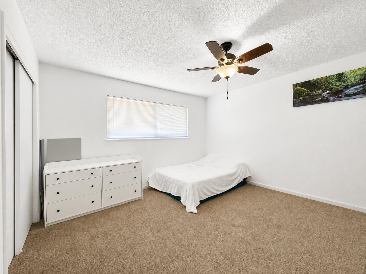 1539 E Stuart Ave, Fresno, CA 93710