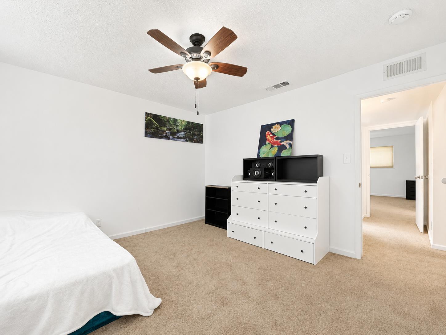 1539 E Stuart Ave, Fresno, CA 93710