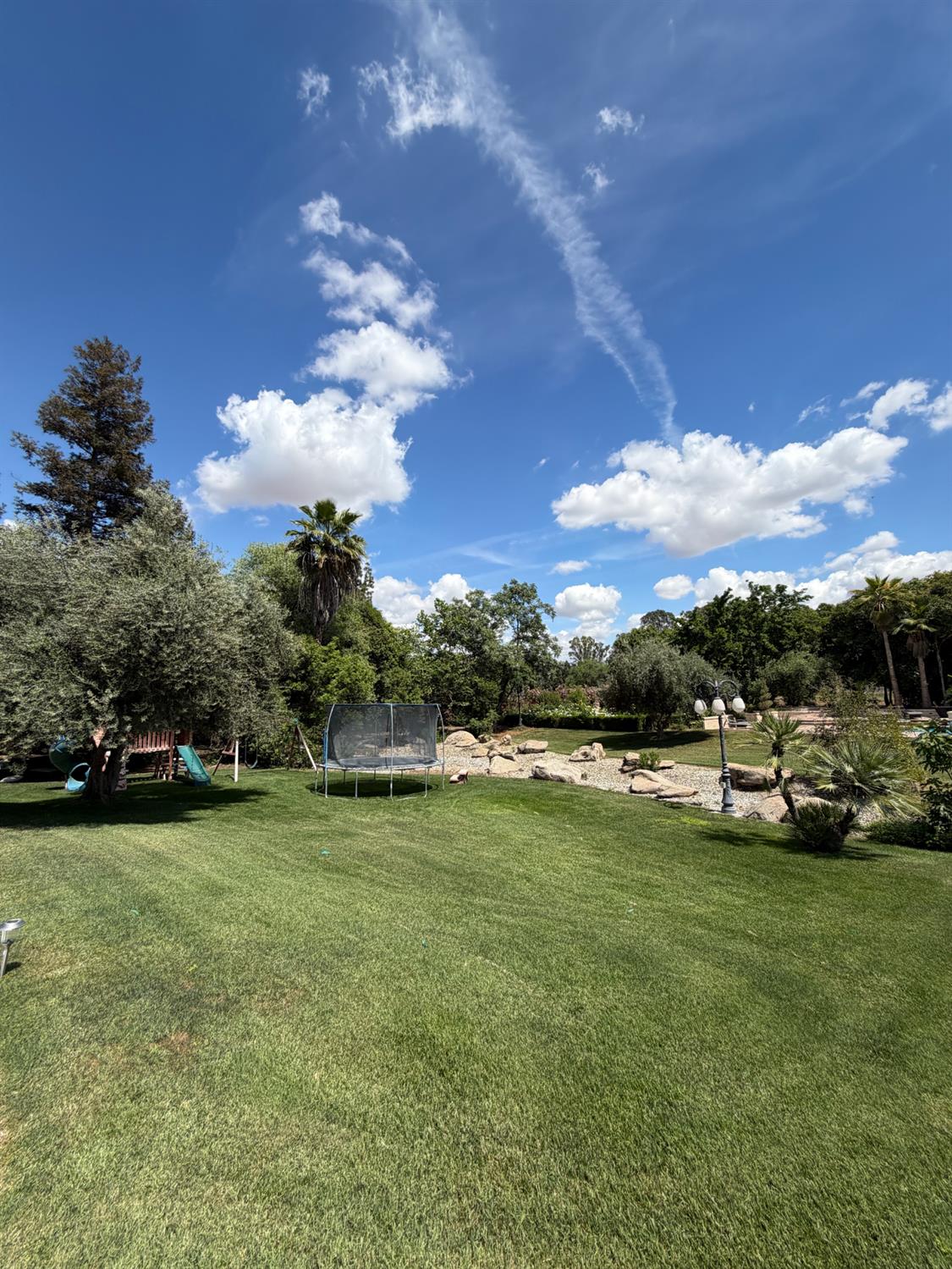 5334 N Marjan Ave, Clovis, CA 93619