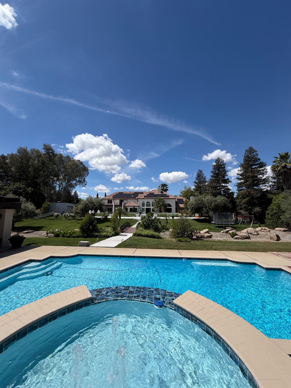 5334 N Marjan Ave, Clovis, CA 93619