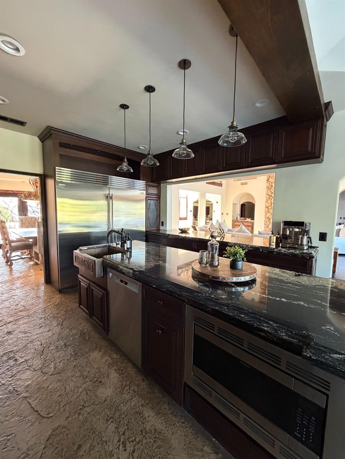 5334 N Marjan Ave, Clovis, CA 93619