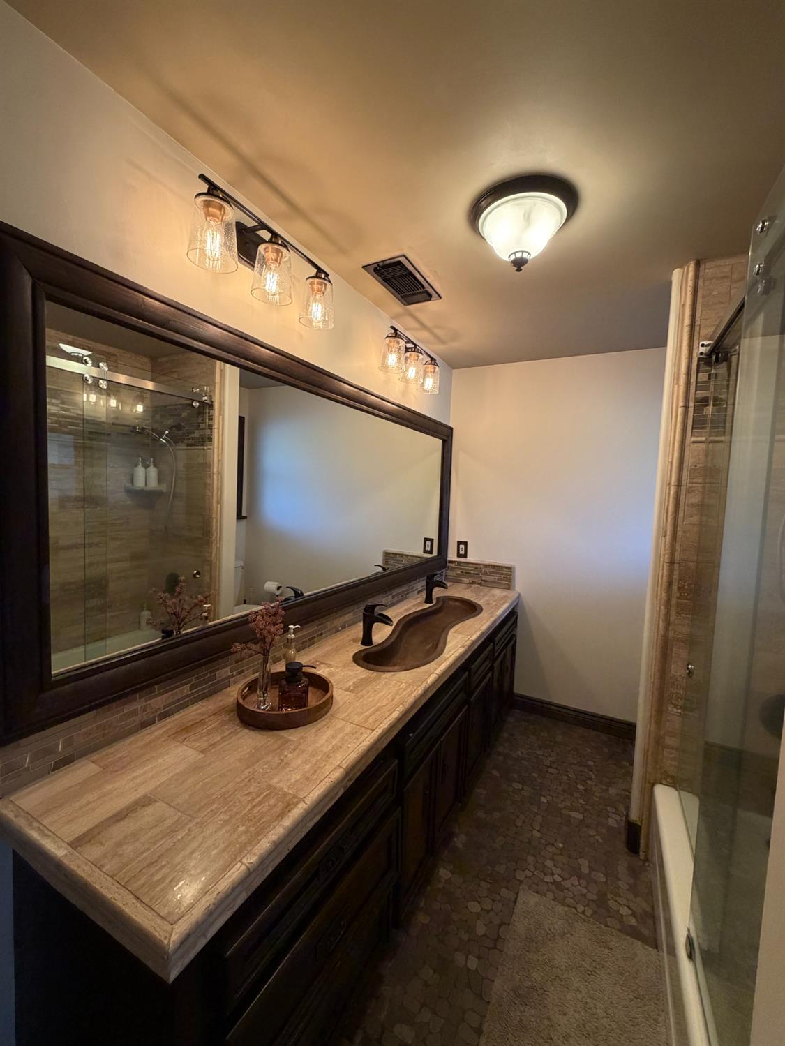 5334 N Marjan Ave, Clovis, CA 93619