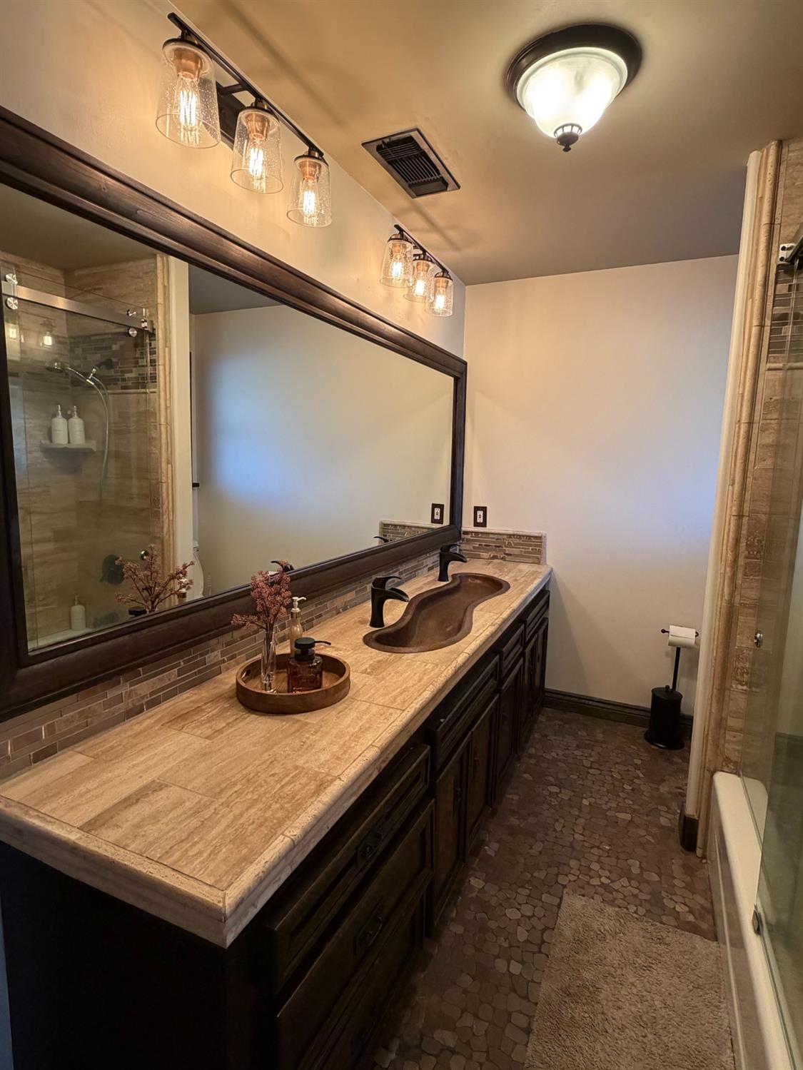 5334 N Marjan Ave, Clovis, CA 93619