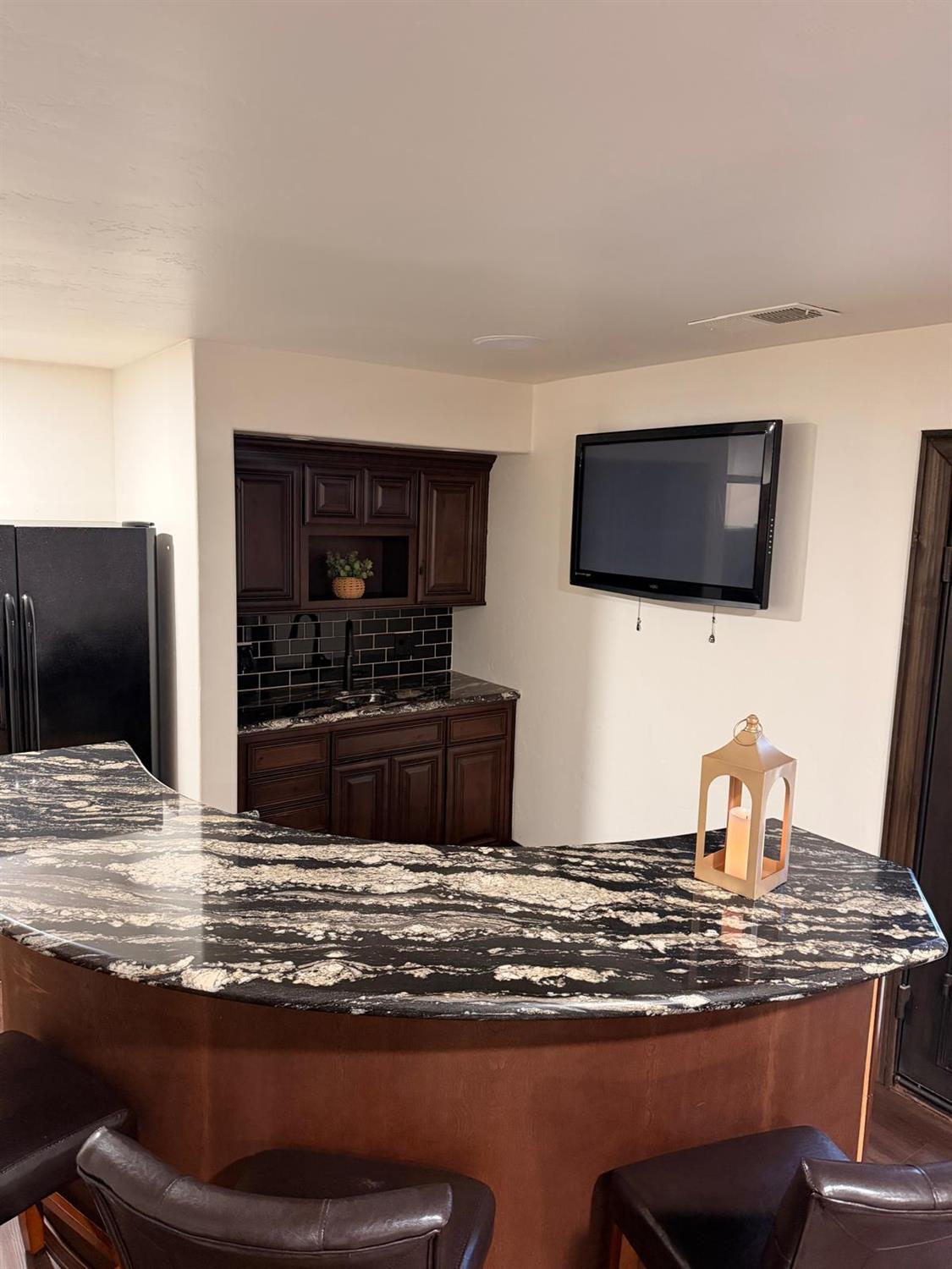 5334 N Marjan Ave, Clovis, CA 93619