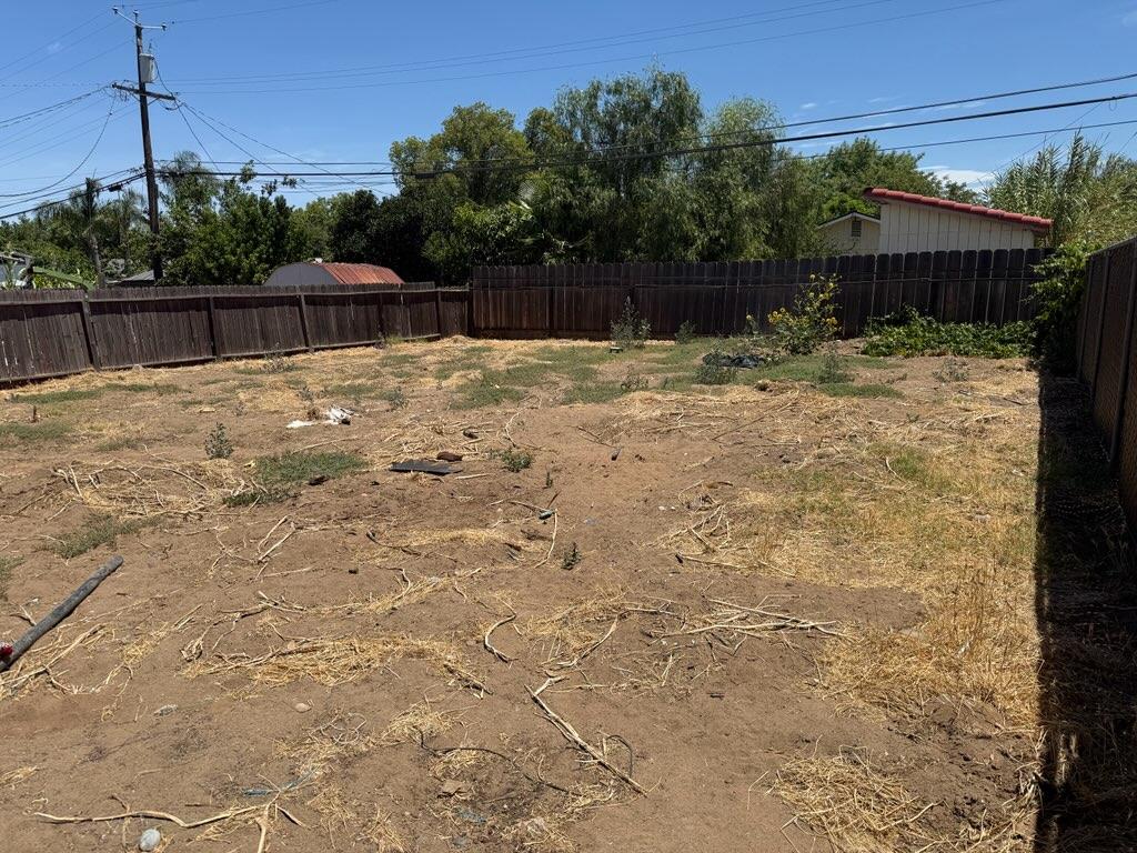 1019 S Cedar Ave, Fresno, CA 93702