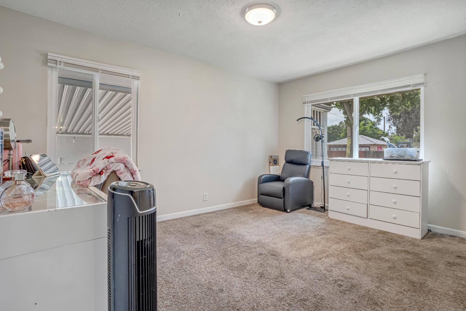 2308 E Brown Ave, Fresno, CA 93703