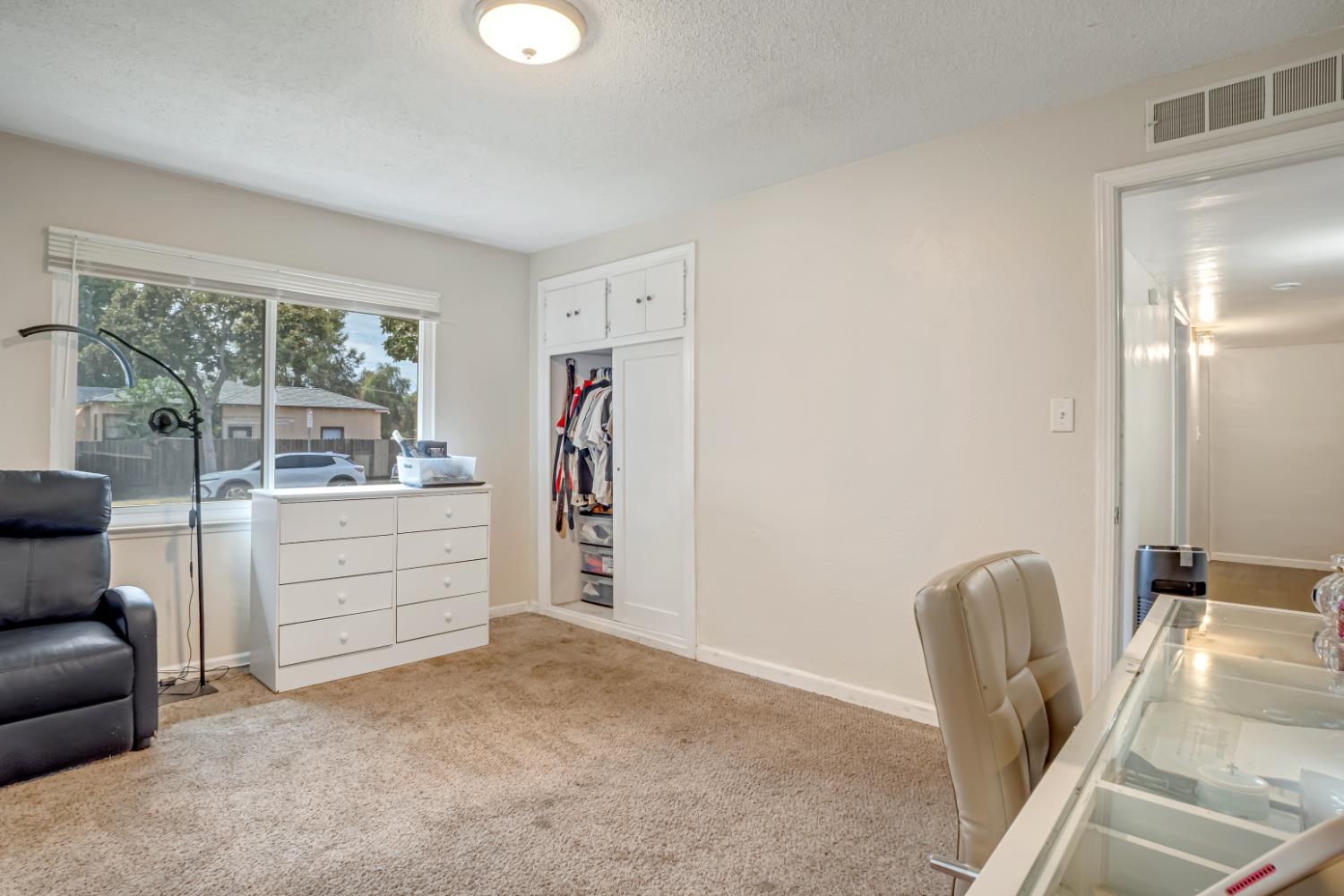 2308 E Brown Ave, Fresno, CA 93703