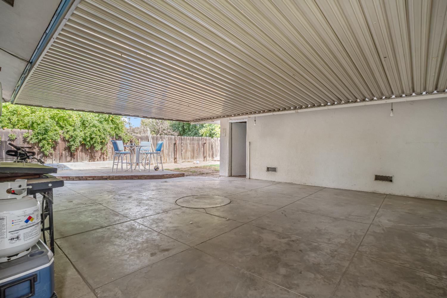 2308 E Brown Ave, Fresno, CA 93703