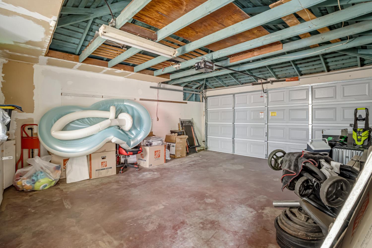 2308 E Brown Ave, Fresno, CA 93703