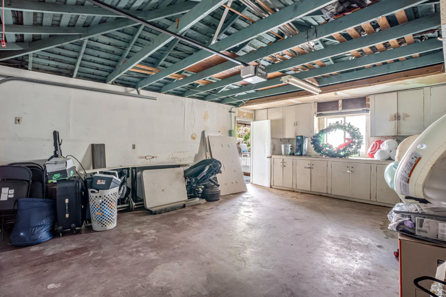 2308 E Brown Ave, Fresno, CA 93703