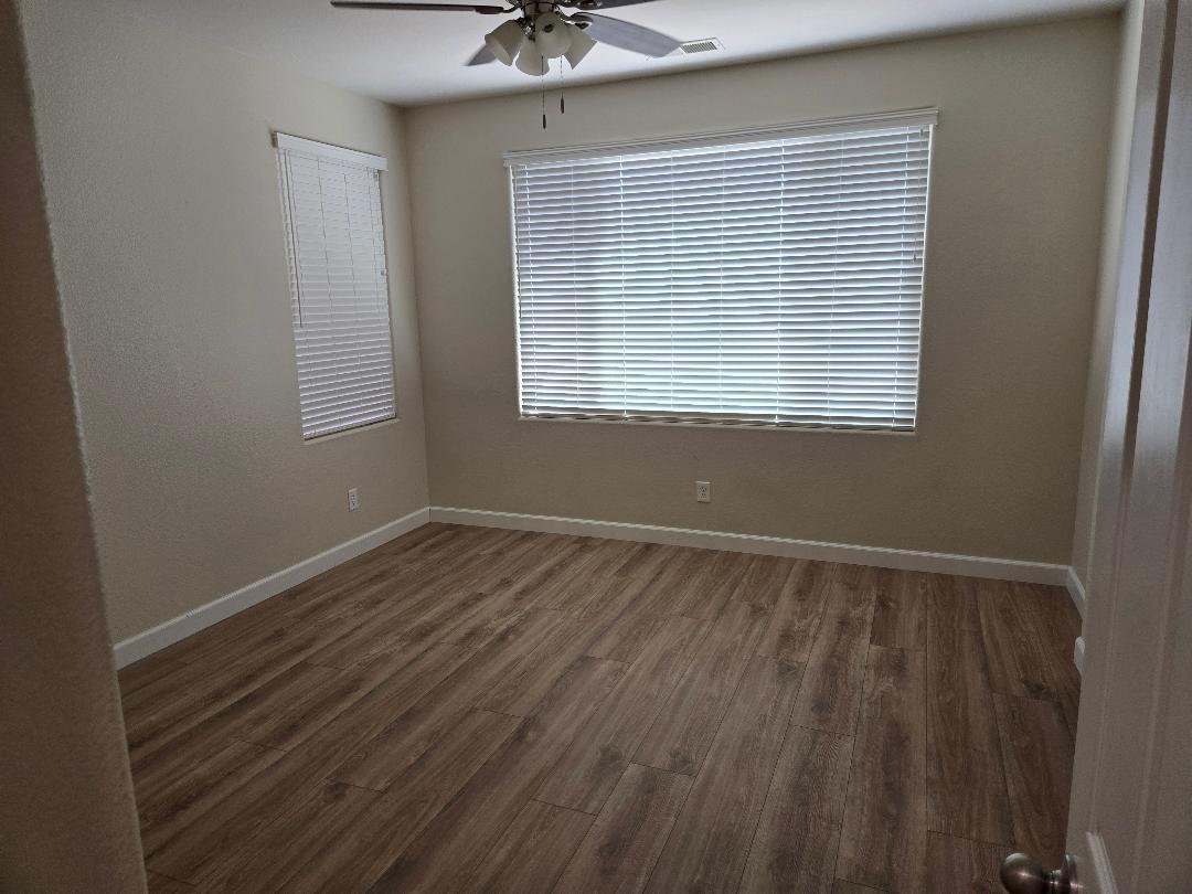 7387 E Robinson Ave, Fresno, CA 93737